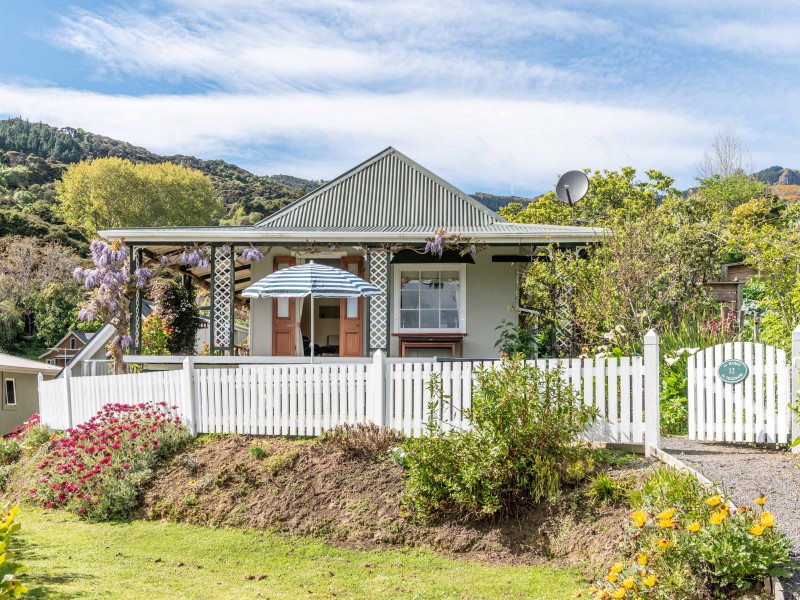 12 Fleur Lane, Akaroa, Christchurch, 3 ਕਮਰੇ, 1 ਬਾਥਰੂਮ