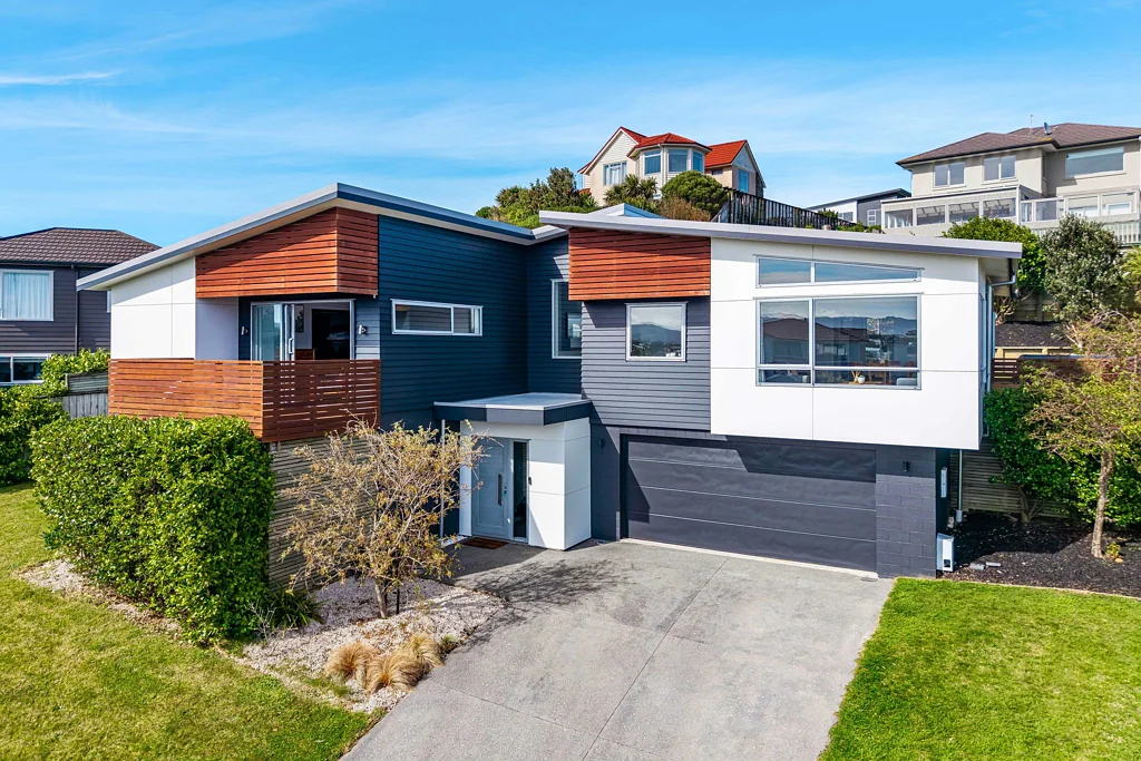 7 Aoraki Rise, Aotea, Porirua, Wellington