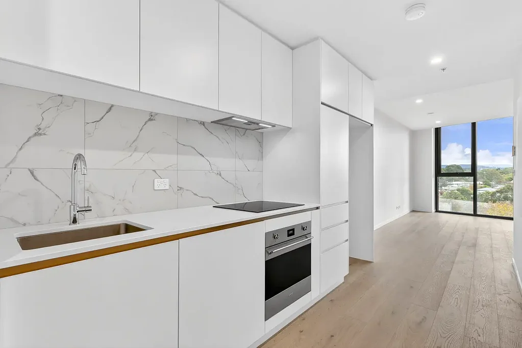 THE SHARD | Brand New 1 Bedroom Apartment in Woden's Heart