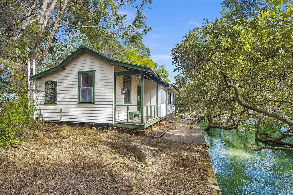 9 Stuart Close, Illawong, NSW 2234