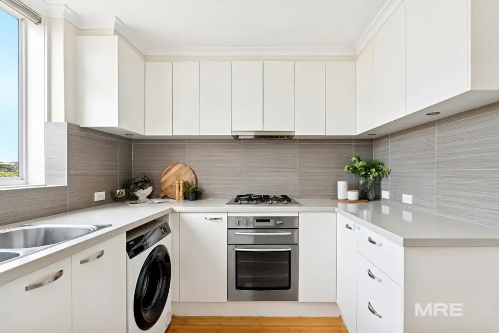 North Melbourne 2कमरा Stylish, boutique living on the city’s edge