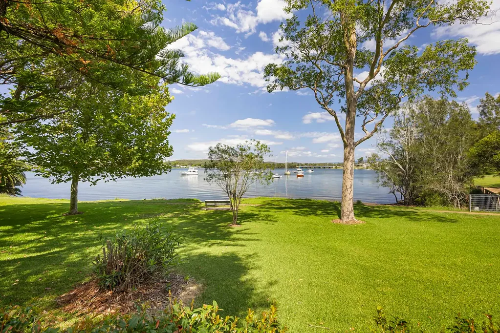 51A Bay Road, Bolton Point, NSW 2283
