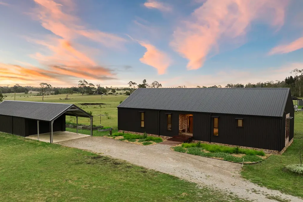 21 Lingerwood Place, Armidale, NSW 2350