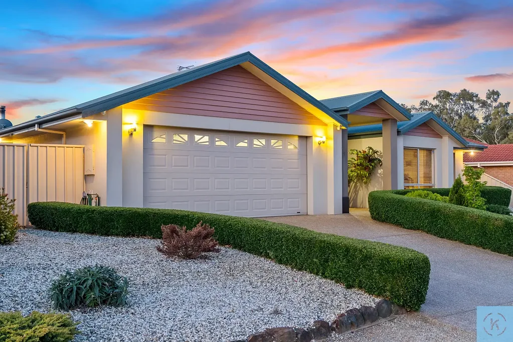 Cobram 4ห้องนอน Luxury Family Living in Cobram's Premier Location