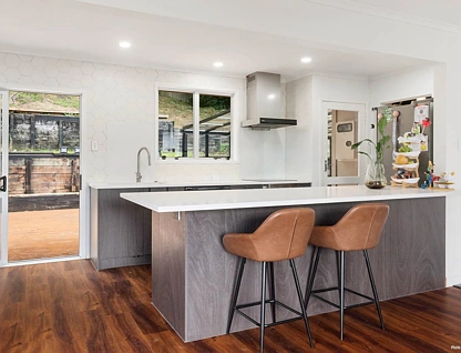 8 Vari Place, Bayview, North Shore City, 5 ਕਮਰੇ, 2 ਬਾਥਰੂਮ, House