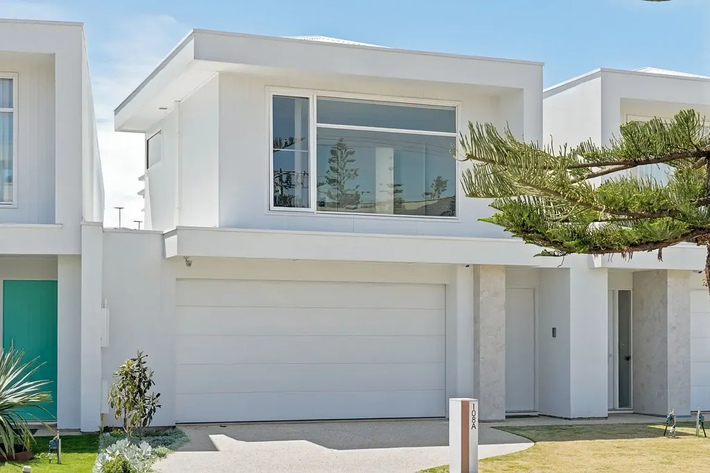 Henley Beach South 4ਬੈੱਡਰੂਮ Two Levels Of Style, One Brilliant Beachside Address