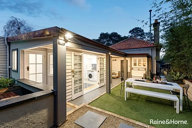 Flemington 3Phòng ngủ A Timeless Victorian Masterpiece Reimagined for Contemporary Living