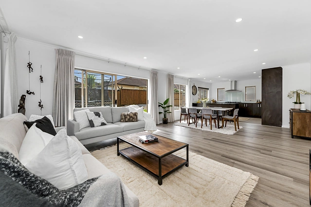 4 Villarosa Lane, Flat Bush, Manukau City