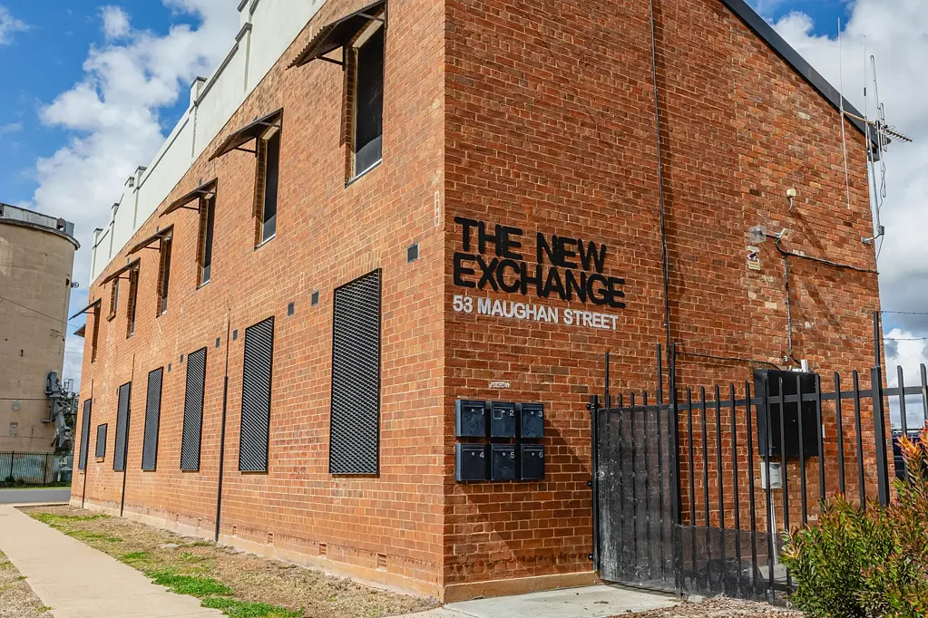 Wellington 12 Bedroom Rare Wellington Investment with Development Upside