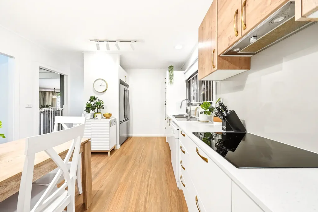 The Gap 4 Bedroom Your dream hilltop home awaits