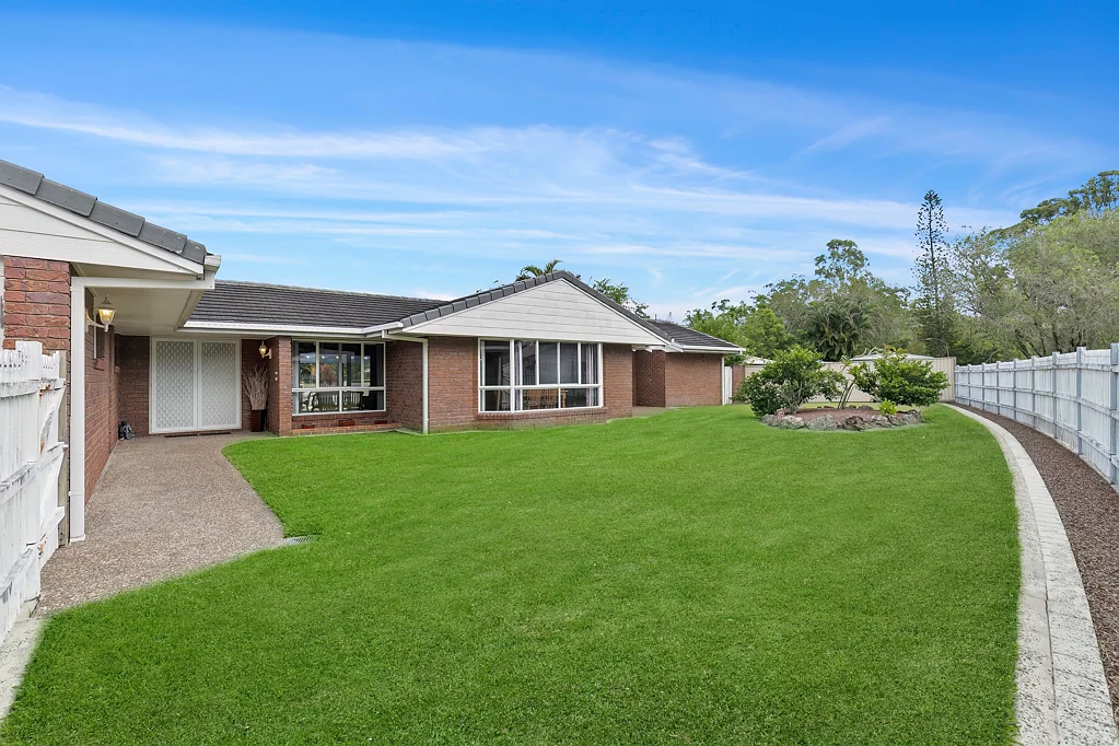 26 Griffith Avenue, Tewantin, QLD 4565