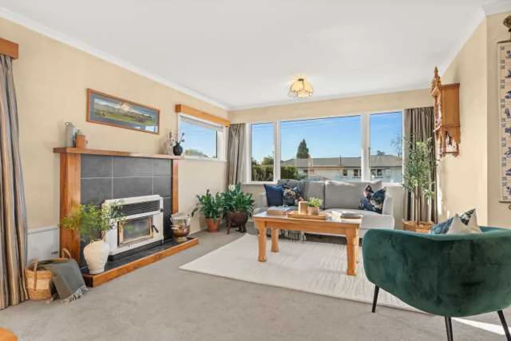 Masterton 4ਬੈੱਡਰੂਮ Sunny, Spacious and Packed with Potential