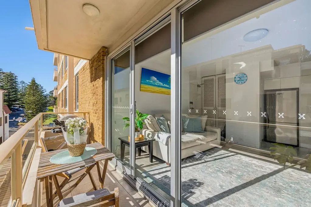 Coogee 1房 海滨生活——极致生活方式的居所 Beachfront Living – The Ultimate Lifestyle Address