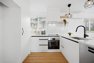 Totara Vale 3બેડરૂમ Modern Living, Future Potential