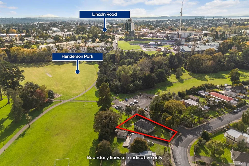 43 Wilsher Crescent, Henderson, Waitakere City, Auckland