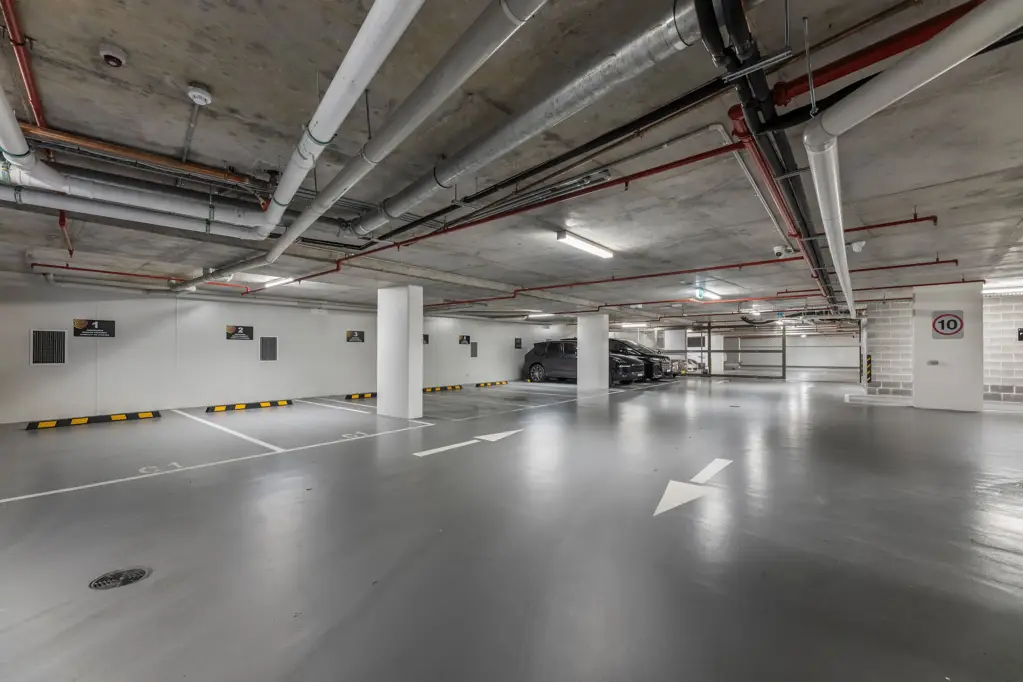 SINGLE CAR SPACE AVAILABLE