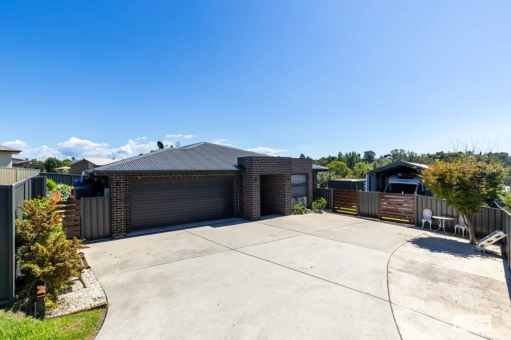 20 Millbank Way, Bega, NSW 2550