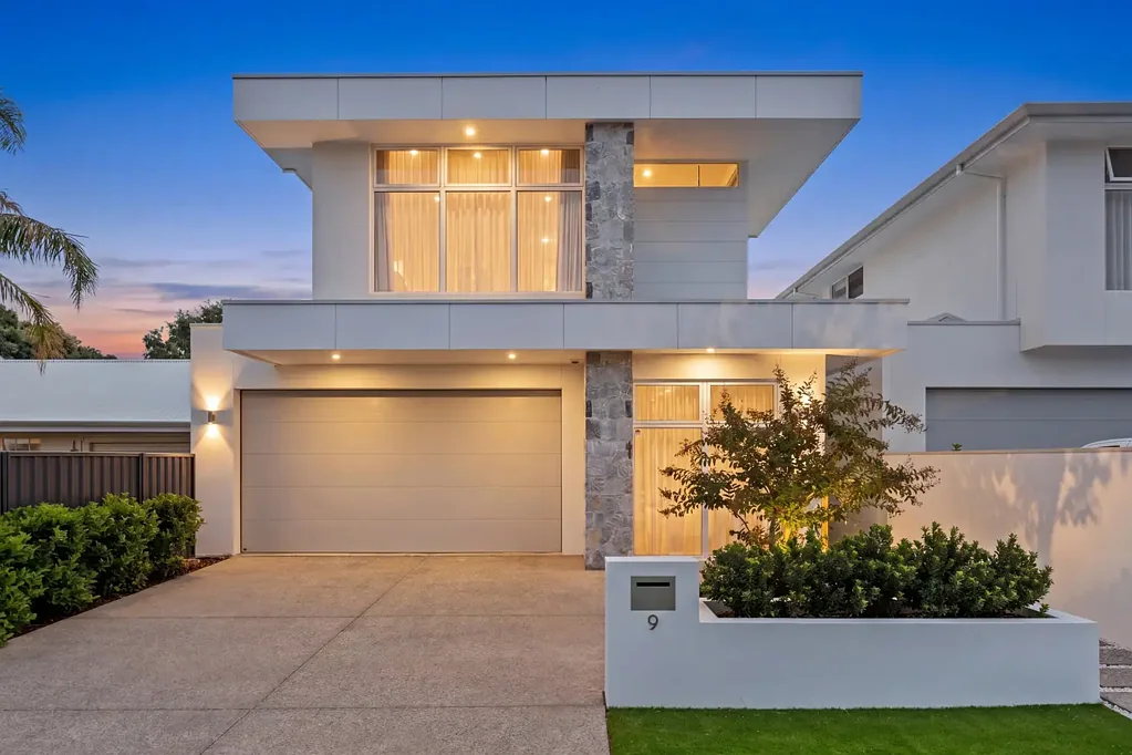 West Lakes Shore 4 Bedroom A lakeside standout where design and lifestyle move as one…