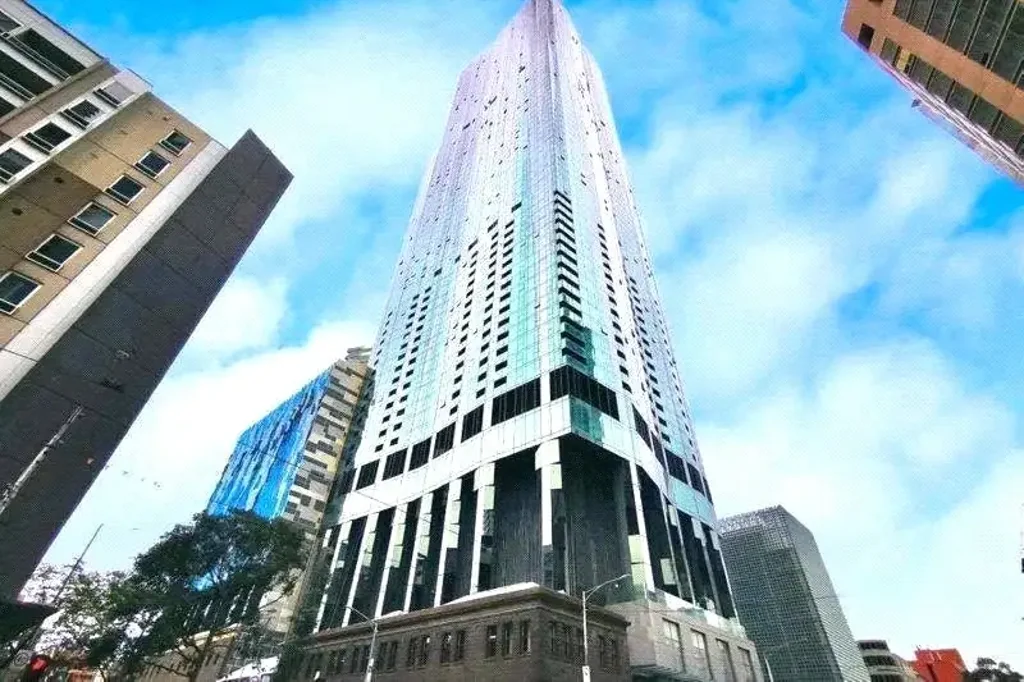Furnished 2-Bedroom Apartment in Swanston Central