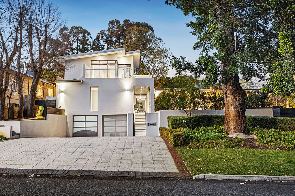 38 Glengariff Drive, Floreat, WA 6014