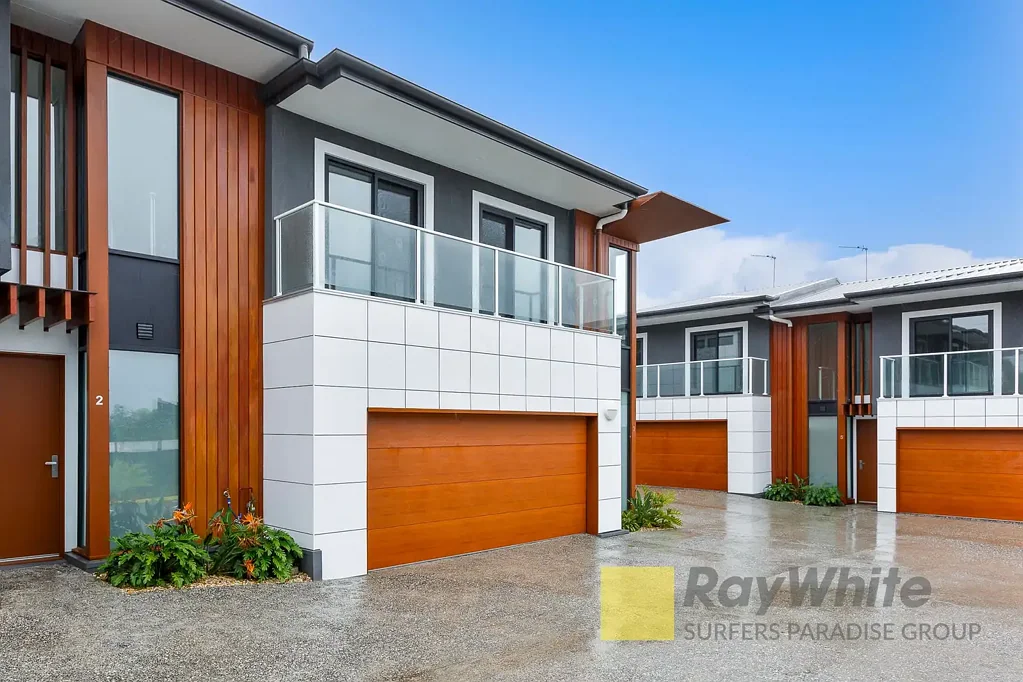 Newly completed 3 bedroom townhouse in Southport CBD