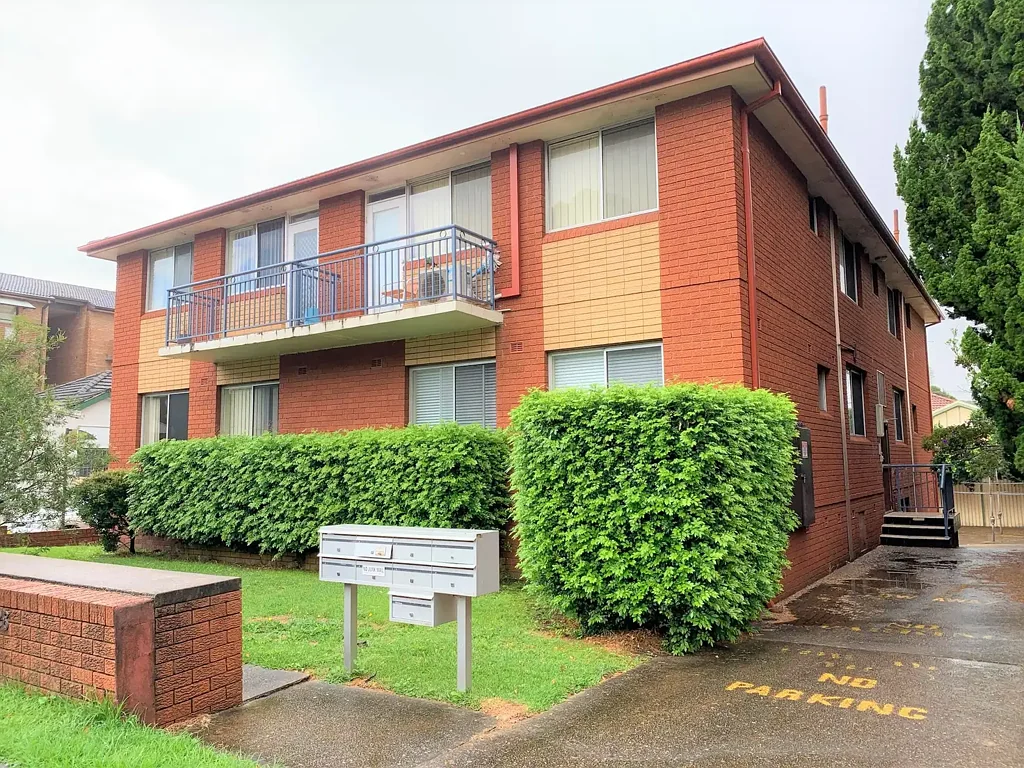 Stunning Two-Bedroom Apartment in Prime Location - DEPOSIT TAKEN !