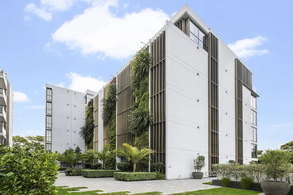 Remuera 3ห้องนอน EXCEPTIONAL VALUE  FOR PREMIUM  REMUERA WINTER GARDEN APARTMENT