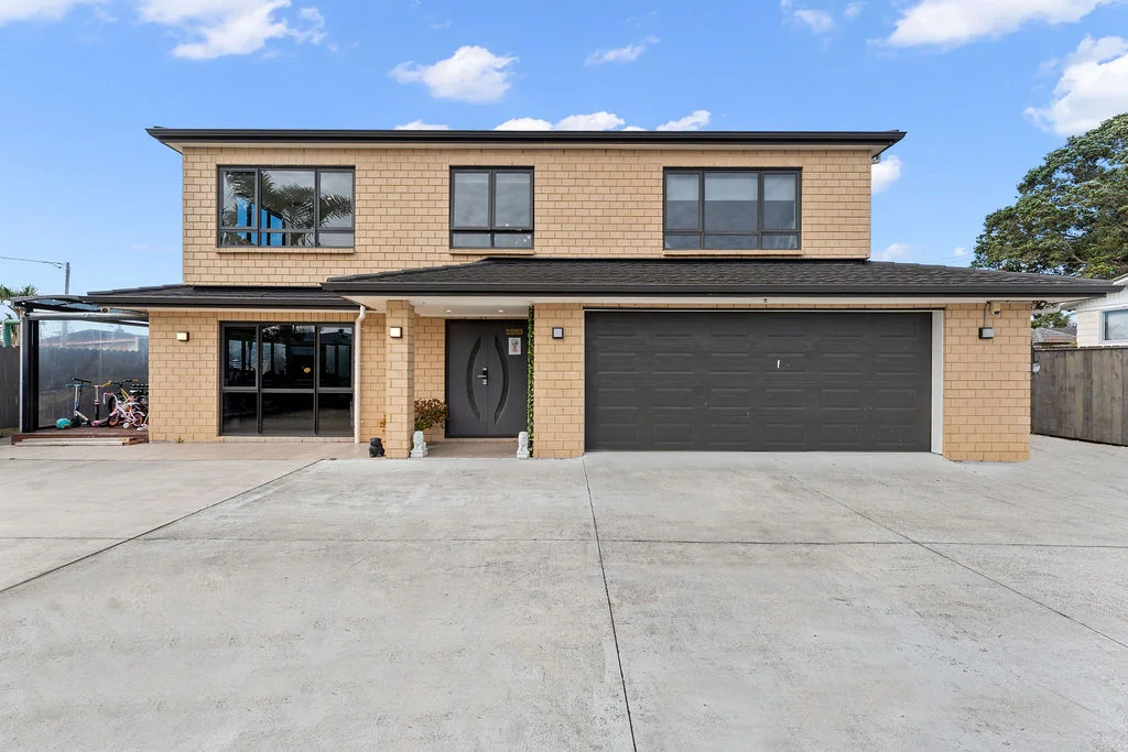 Papatoetoe 5 Bedroom Space, Style & Convenience - A Perfect Family Home