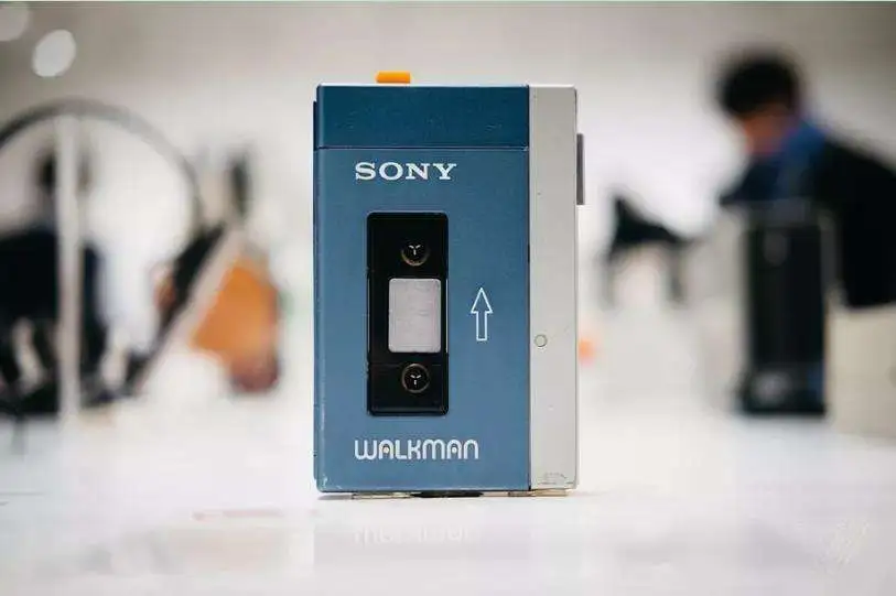 索尼Walkman诞生40年，音乐从那时起可随身听