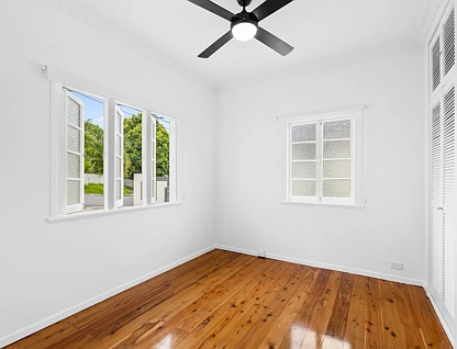 33 Plimsoll Street, Greenslopes, Brisbane - Southern Region, 4 રૂમ, 2 બાથરૂમ, House