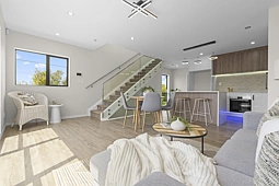 1/18 Hutchinsons Road, Bucklands Beach