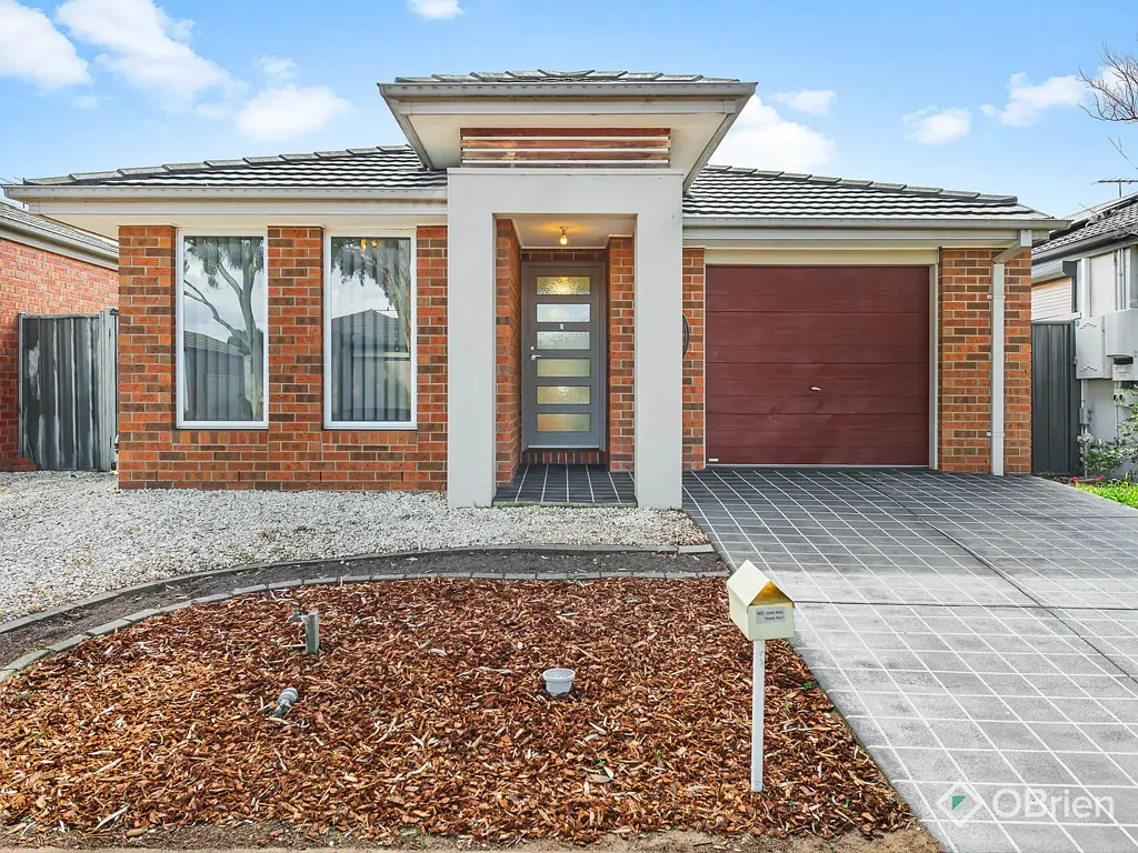 21 Howard Place, Deer Park, VIC 3023