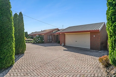 8 Bond Street, Timboon, VIC 3268, 3 Bedrooms, 2 Bathrooms, House