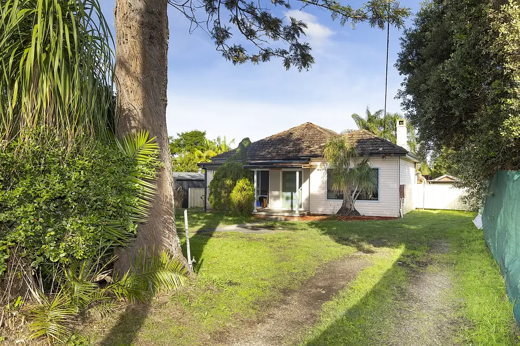 40 Chatham Ave, Taree, NSW 2430