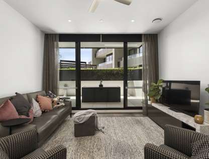 108/369 High Street, Kew, VIC 3101, 2 Bedrooms, 2 Bathrooms, Apartment