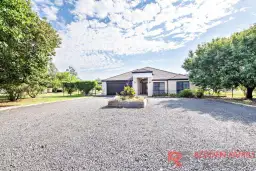 11 L NUMBARDIE DR, Dubbo