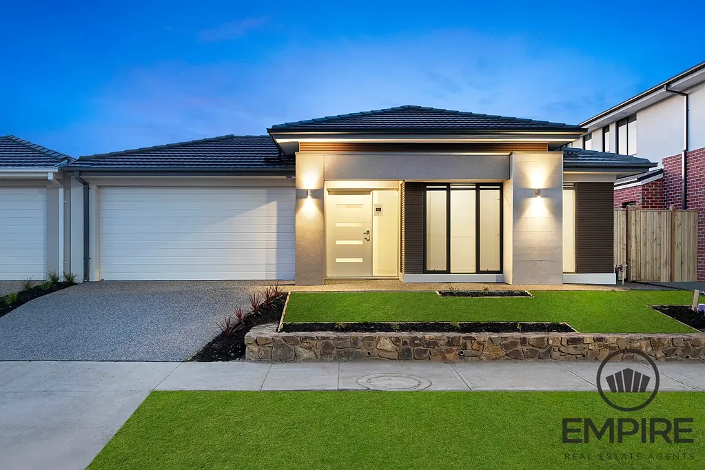 Clyde North 4 Slaapkamer Carlisle Homes! Brand New! Ready To Move In Now!