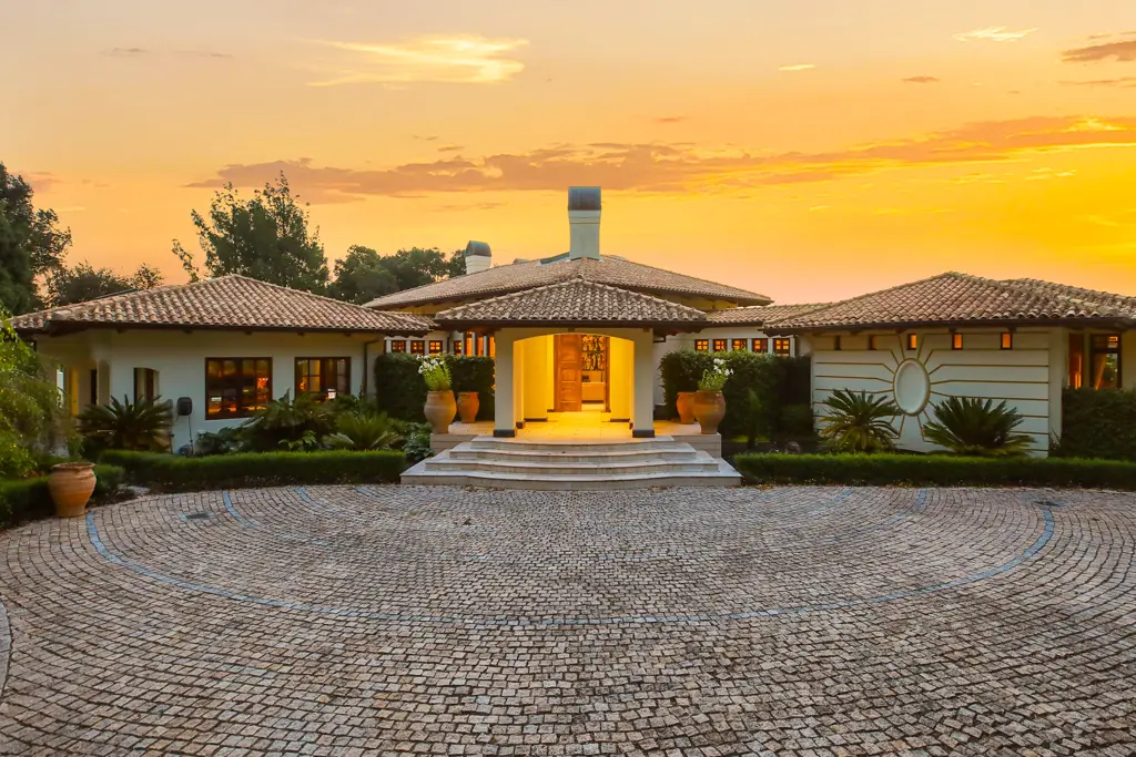 Tamahere 4房  Authentic Tuscan Grand Villa