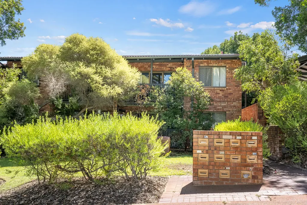 8/13 Storthes Street, Mount Lawley, WA 6050