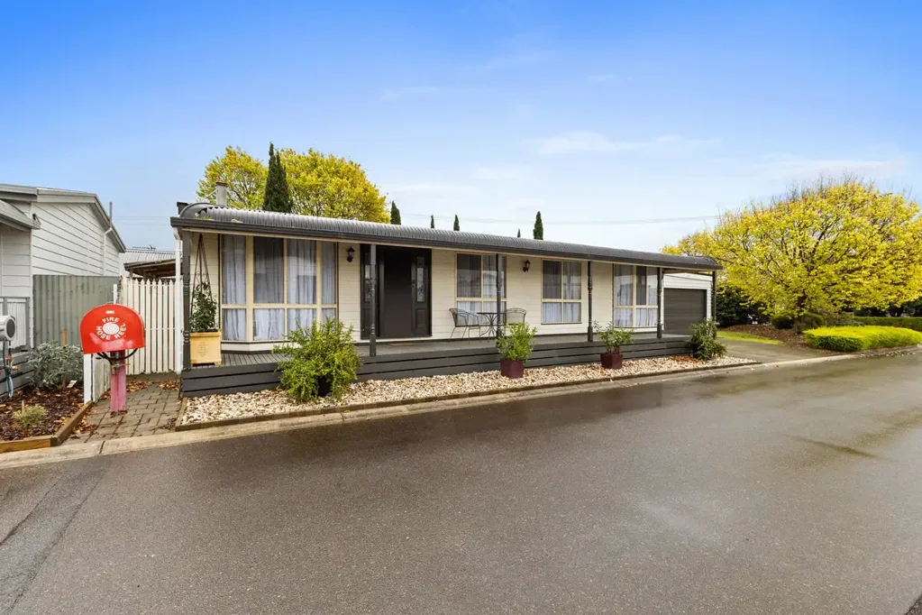 Traralgon 3房  Stylish, Spacious & Secure Retirement Living