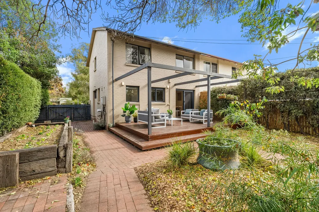 85 Phillip Avenue, Watson, ACT 2602
