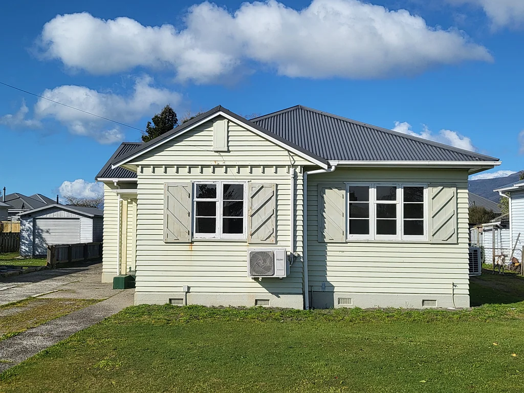 Westport 2ਬੈੱਡਰੂਮ A great starter home - $215,000