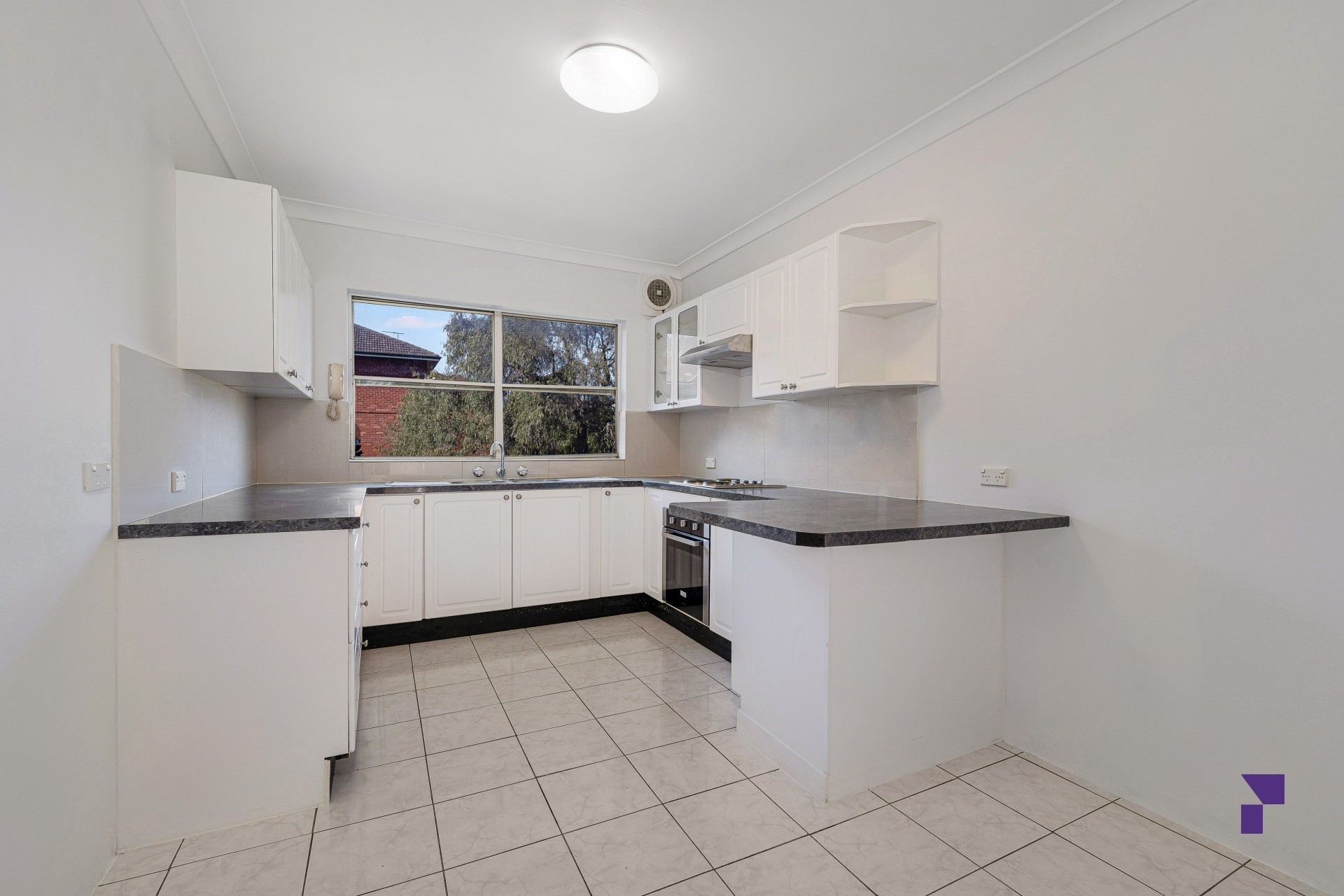 UNIT 5 49 BROADWAY, PUNCHBOWL NSW 2196, 0房, 0浴, Unit