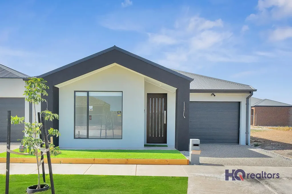 Brand New Luxury  Family Home in Tarneit