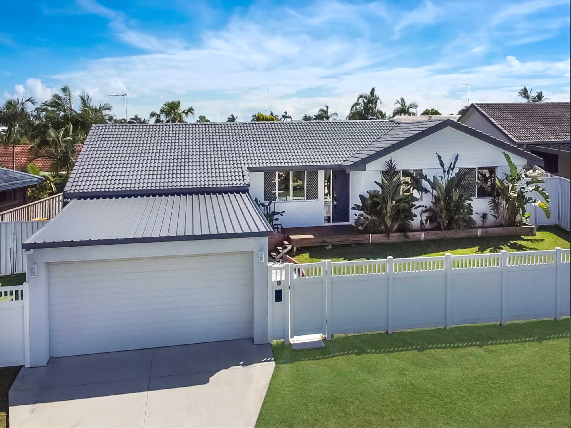 18 TREEVIEW DR, BURLEIGH WATERS QLD 4220, 0 phòng ngủ, 0 phòng tắm, House