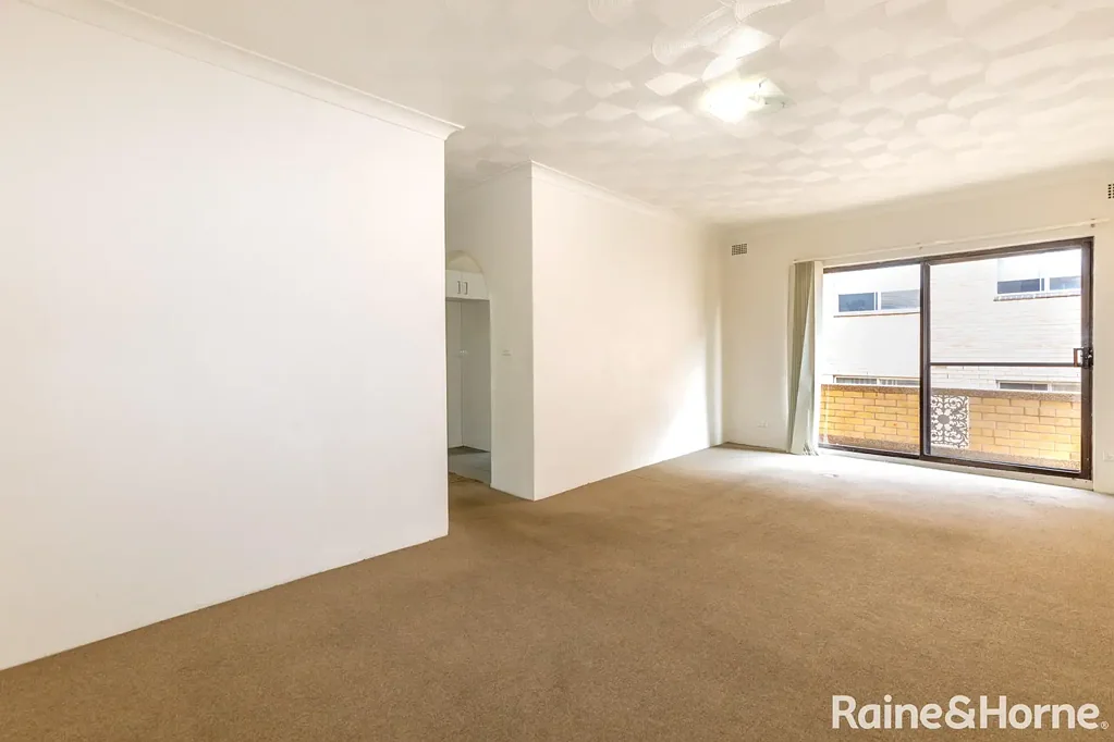 Prime Location Living in Parramatta!