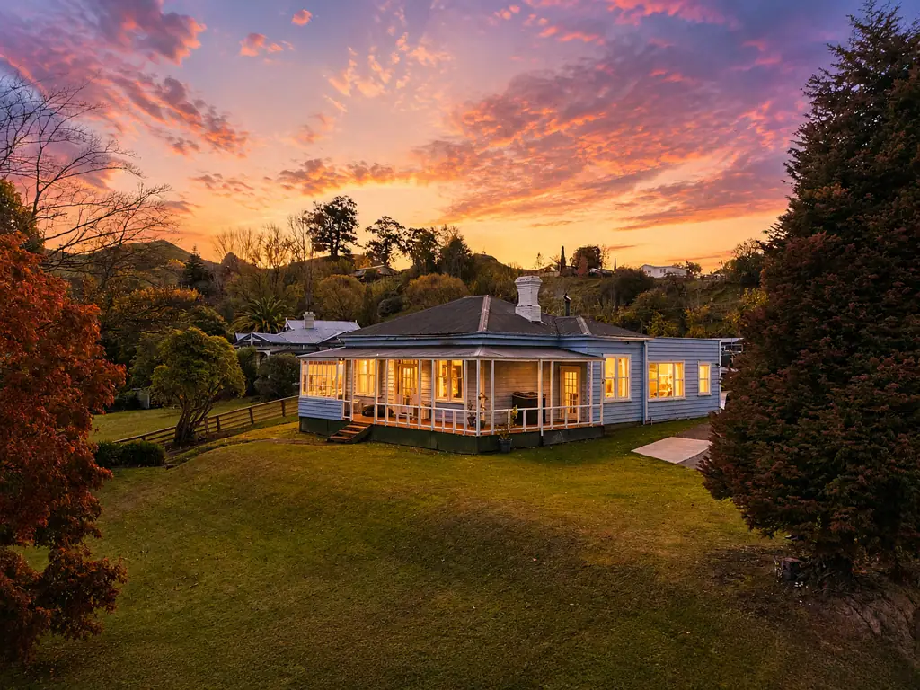 Taihape and Surrounds 3房  3,002sqm + four titles, bring us an offer!