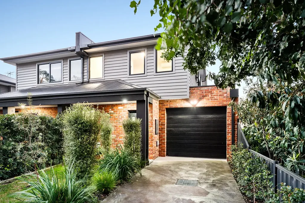 1/26 Nolan Avenue, Brooklyn, VIC 3012