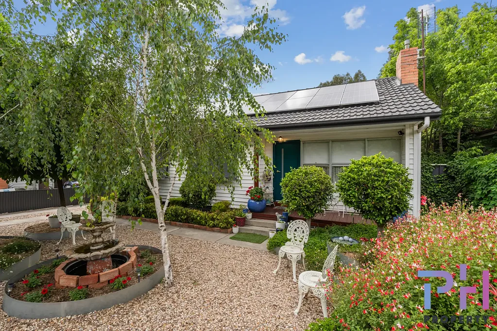 19 Mackenzie Street West, Golden Square, VIC 3555