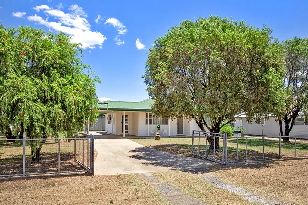 90 Rowan Street, Manilla, NSW 2346